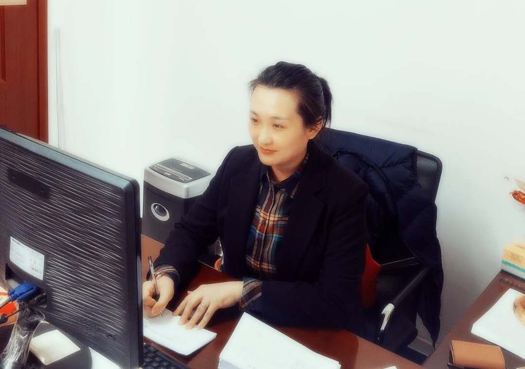 董妮娜 秘书长